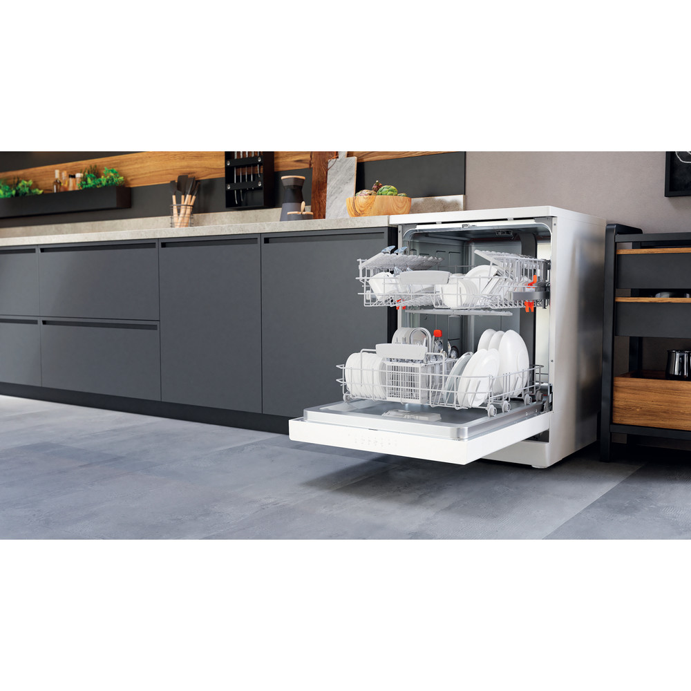 Hotpoint_Ariston Lave-vaisselle Pose-libre H4F D641A Pose-libre C Lifestyle perspective open