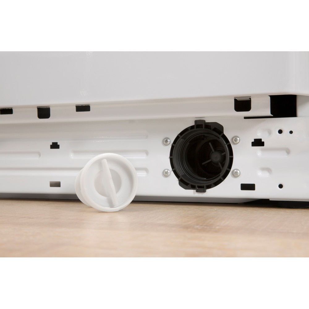 Indesit Perilica za rublje Samostojeći BWA 71252 W EU/1 Bijela Prednje punjenje A++ Filter