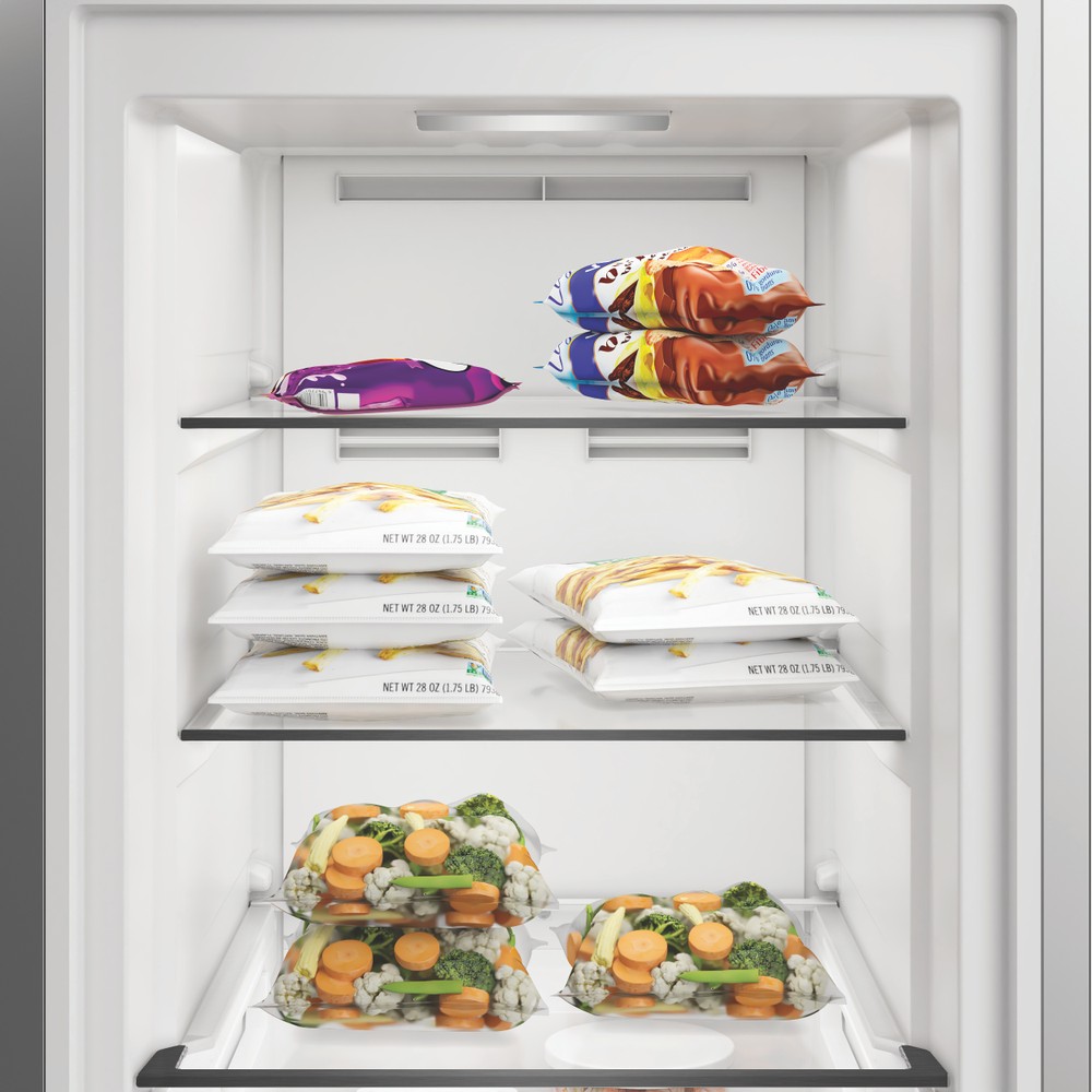 Whirlpool Vriezer Vrijstaand WHMFF 6312 XP5E New Silver – ARC 1035 Lifestyle detail