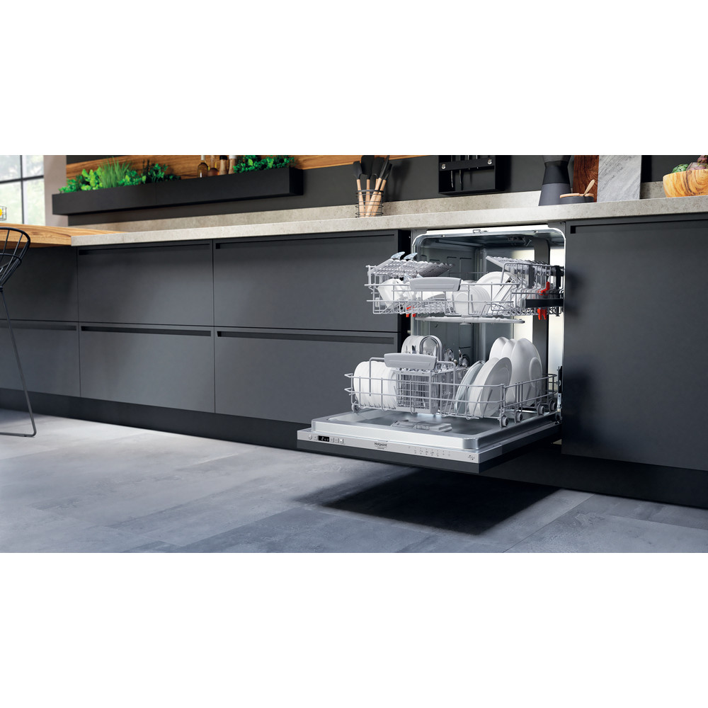 Hotpoint_Ariston Lave-vaisselle Encastrable HIC 3C34 Encastrable D Lifestyle perspective open