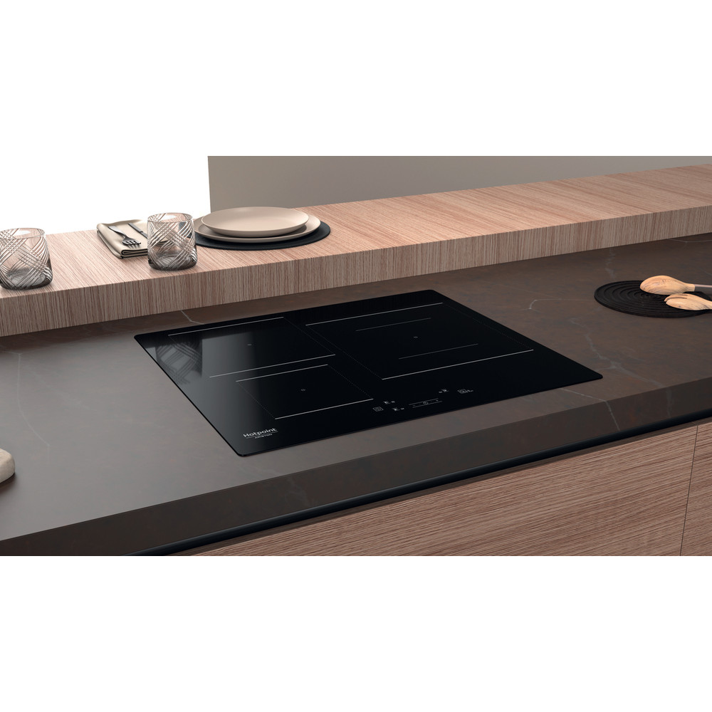 Hotpoint_Ariston Encimera HQ 5360S NE Negro Induction vitroceramic Lifestyle perspective