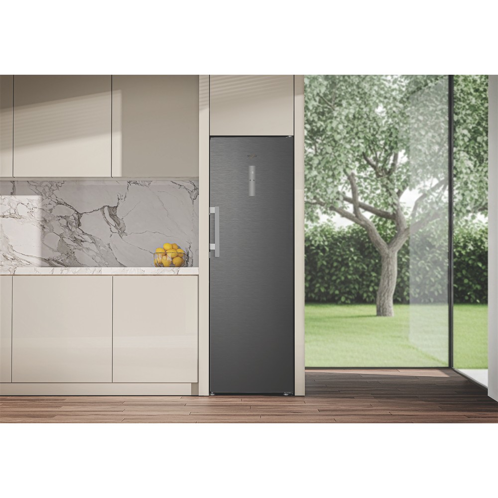 Whirlpool Koelkast Vrijstaand WHMLF 6444 XP6E ARC 764 Manhattan Gray Lifestyle frontal