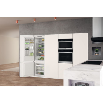 Whirlpool Hűtő/fagyasztó kombináció Beépíthető WHC20 T352 Fehér 2 doors Lifestyle perspective open