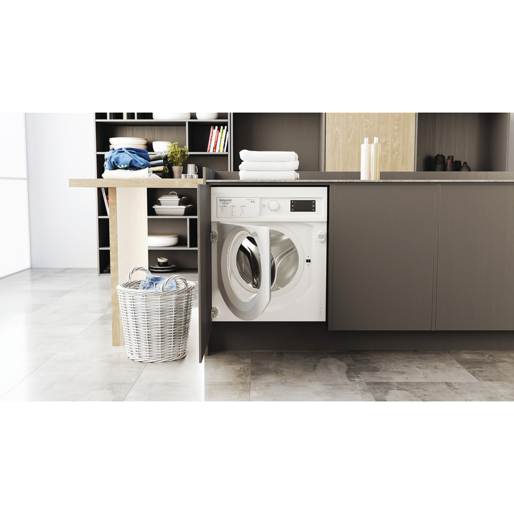 Hotpoint_Ariston Maşină de spălat rufe cu uscător Încorporabil BI WDHG 861485 EU Alb Încărcare frontală Lifestyle frontal open