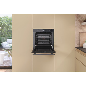 Whirlpool Horno Encastre AKZ9S 8270 NB Eléctrico A + Lifestyle frontal open