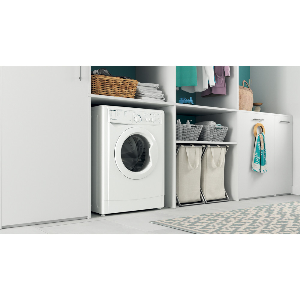 Indesit Perilica za rublje Samostojeći EWSC 61251 W EU N Bijela Prednje punjenje F Lifestyle perspective