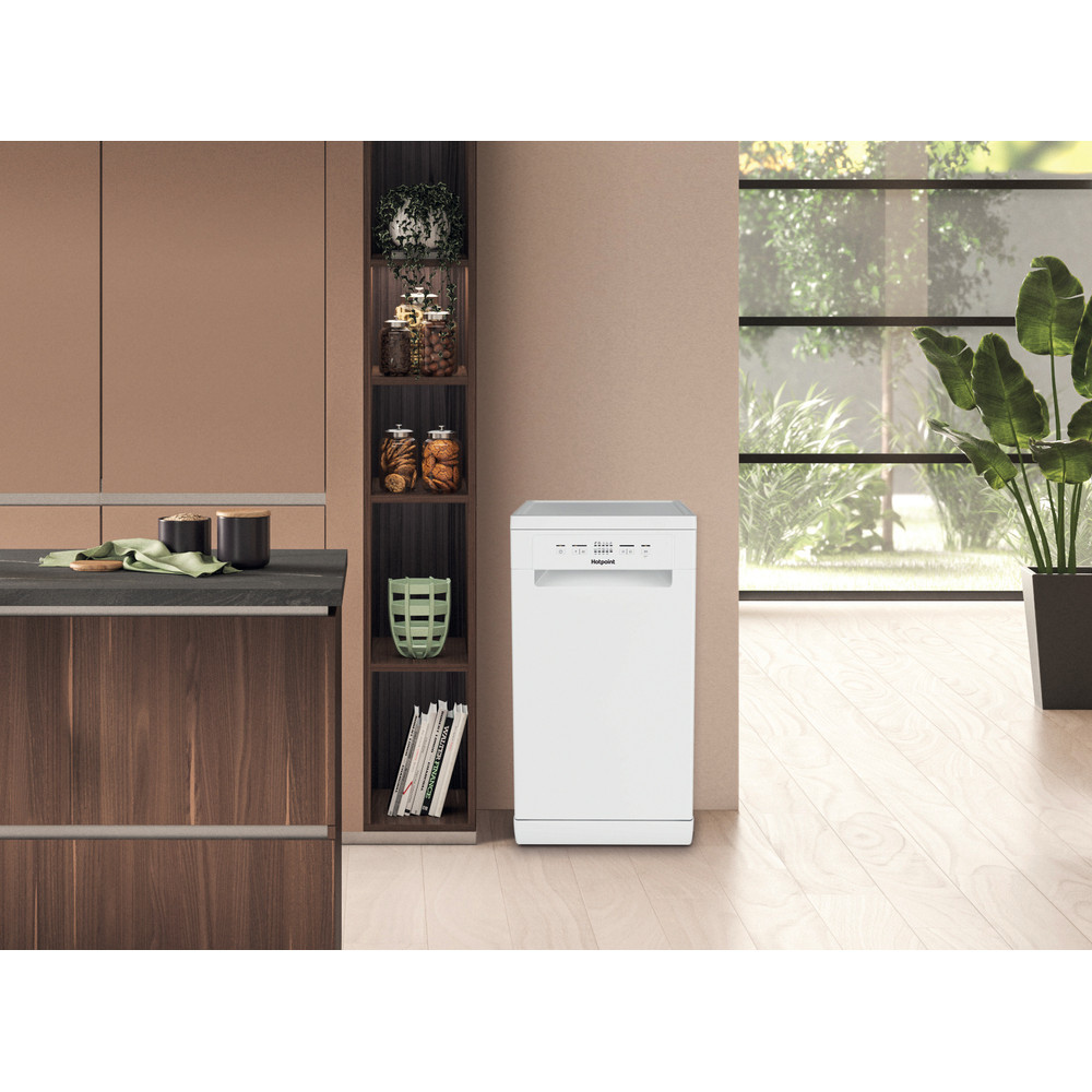 Hotpoint Dishwasher Free-standing HP2FE10CS90WUK Free-standing E Lifestyle frontal