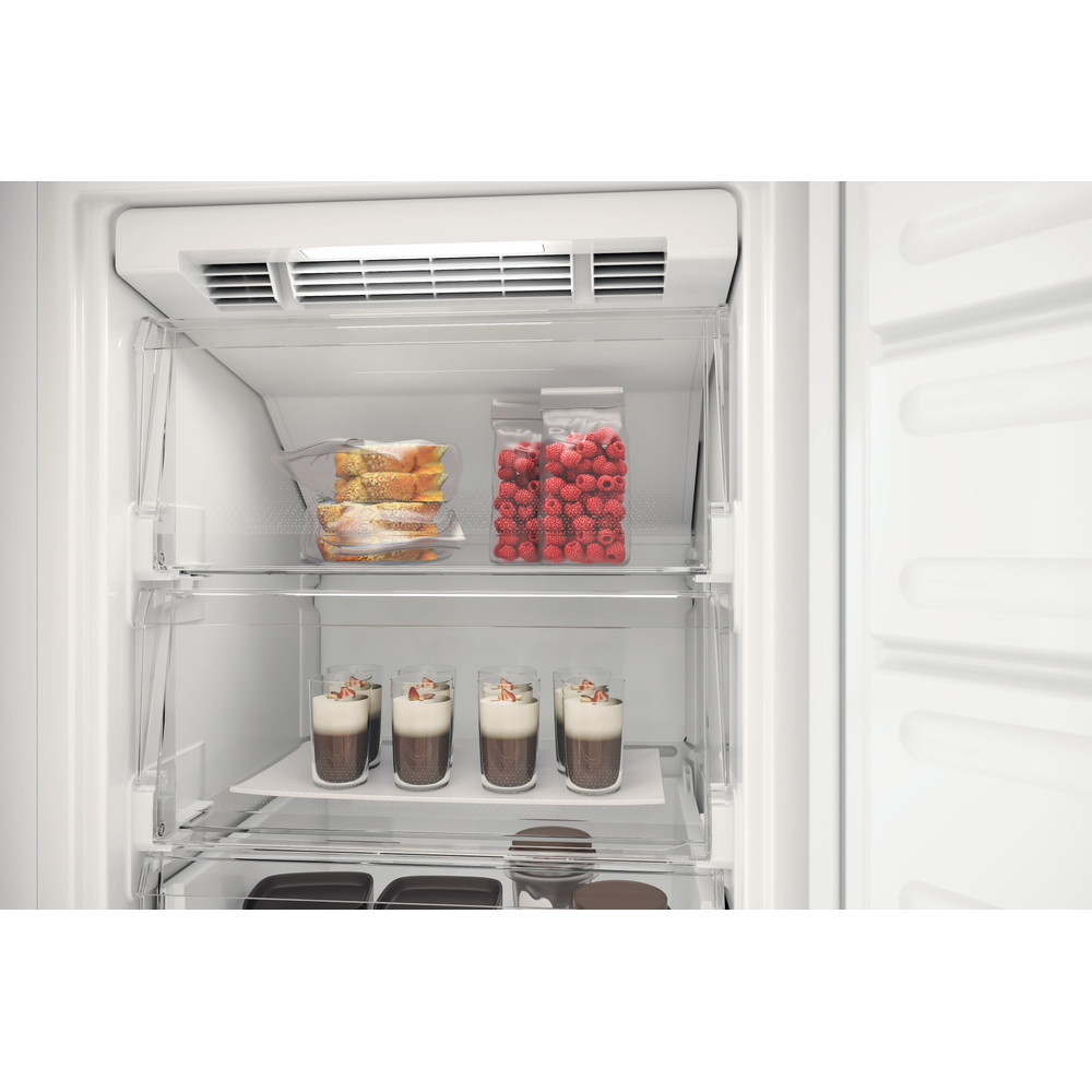 Hotpoint_Ariston Фризер За вграждане HASD18F013A1 Бял Lifestyle detail