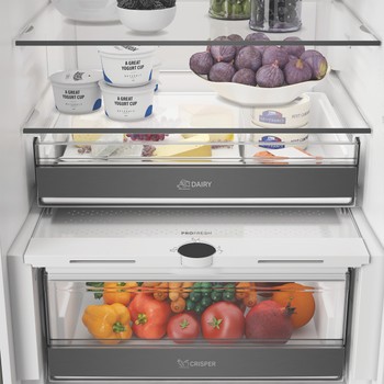 Whirlpool Combinación de frigorífico / congelador Libre instalación WHK 26413 X6EE ARC 764 Manhattan Gray 2 doors Lifestyle detail