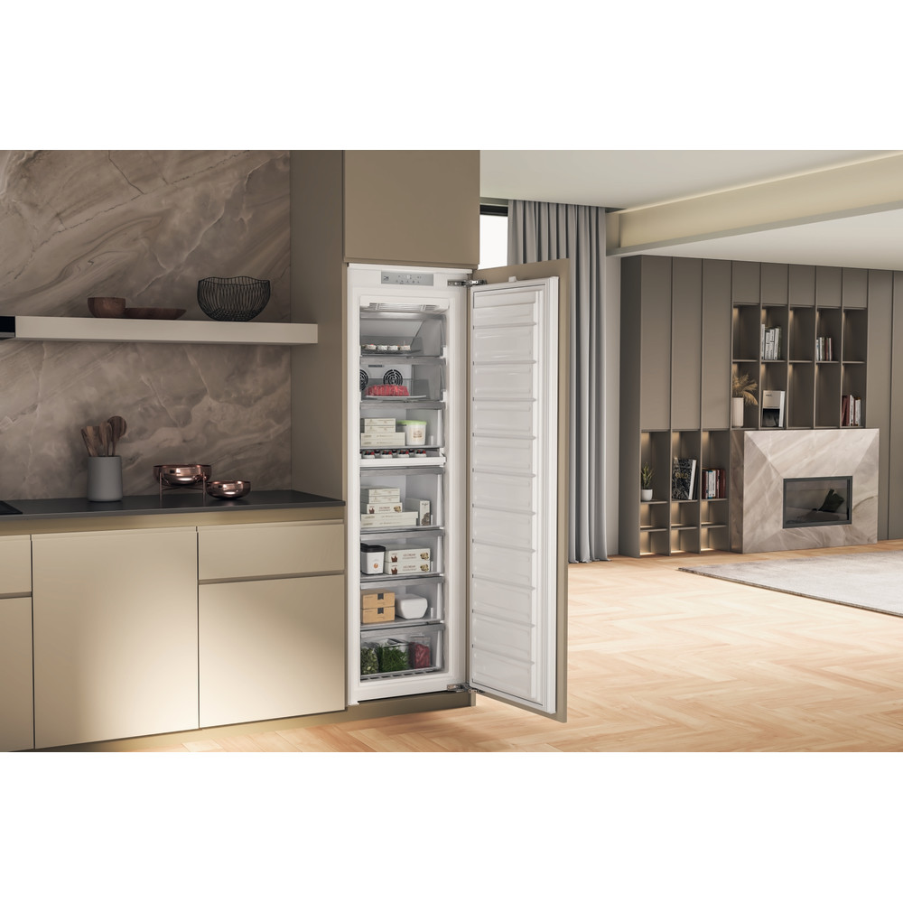 Bauknecht Congélateur Encastrable BGSI 18F2 S Blanc Lifestyle perspective open