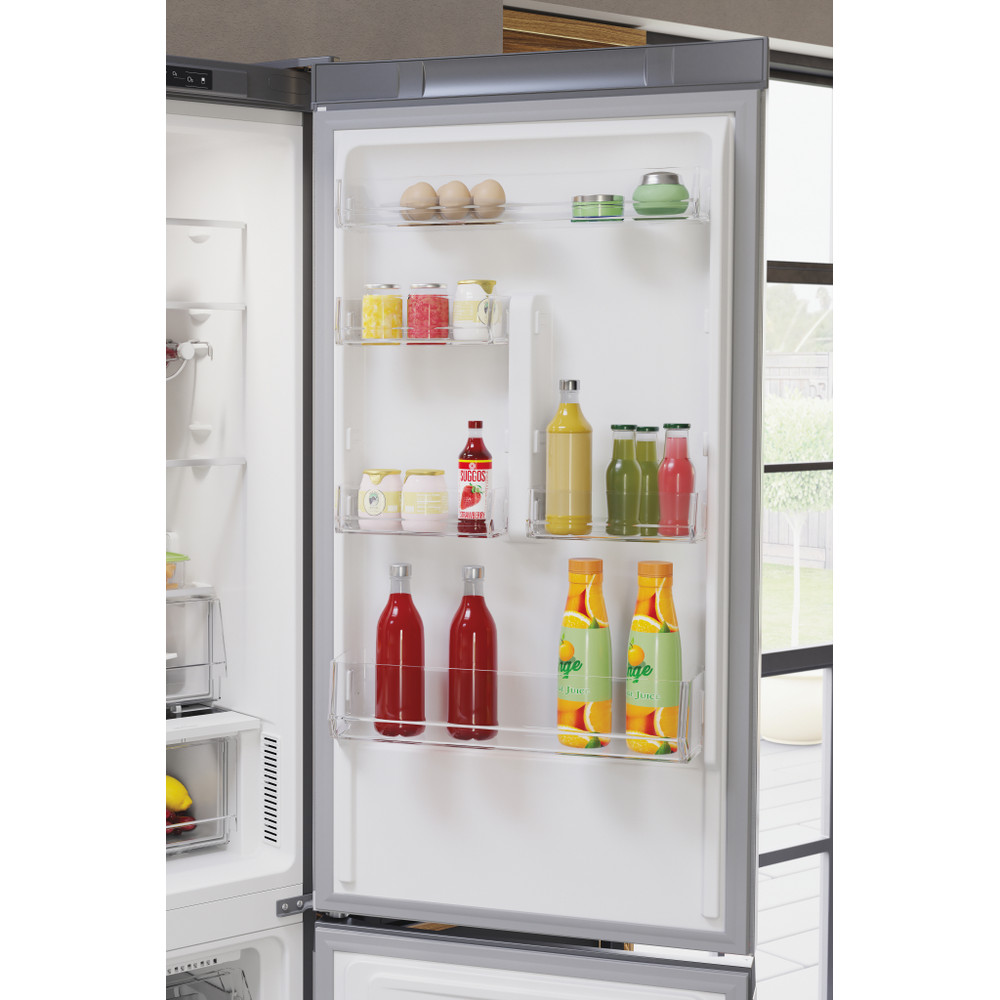 Hotpoint_Ariston Combinados Libre instalación HAFC9 TA33SX O3 Saturn Steel 2 doors Lifestyle detail