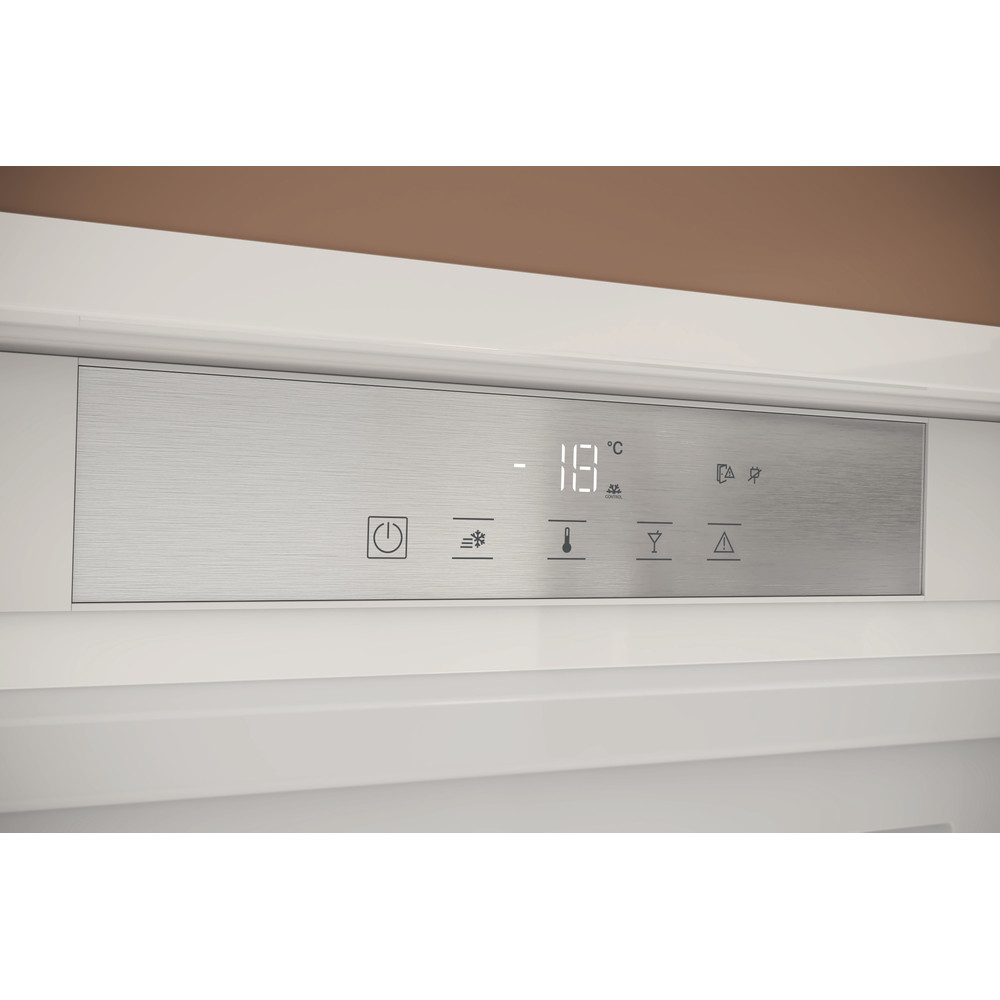 Hotpoint_Ariston Congelador Incorporado HASD18F013A1 Blanco Control panel