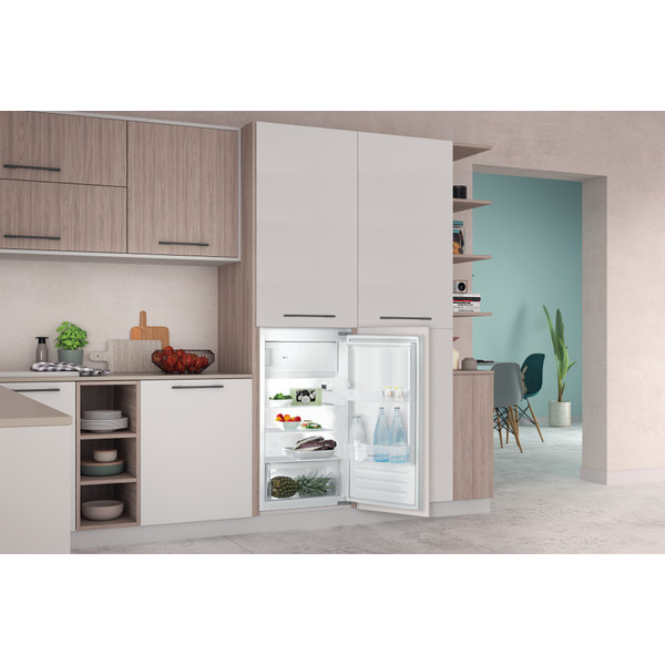 Indesit Koelkast Inbouw INSZ 10012 Wit Lifestyle perspective open
