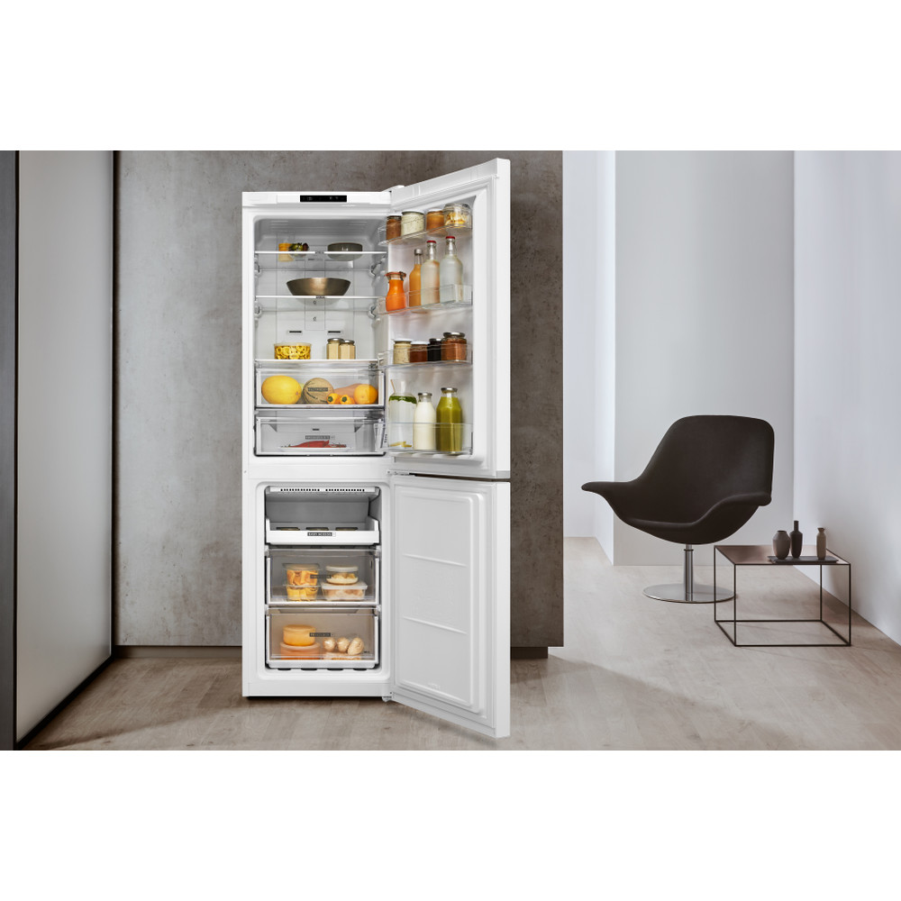 Whirlpool Kombinirani hladnjak Samostojeći W7 811I W Bijela 2 doors Lifestyle frontal open