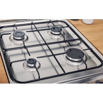 Indesit Cocina IS5G1PMX/E Inox Gas Lifestyle perspective