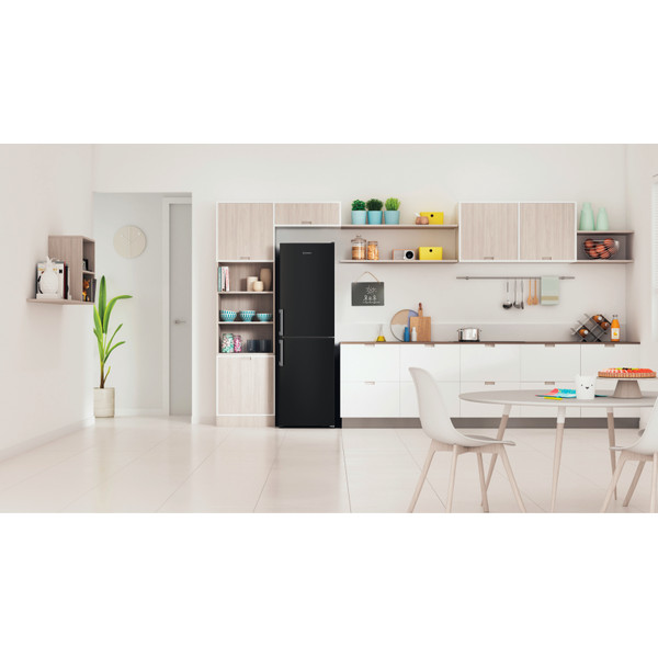 Indesit Fridge-Freezer Combination Free-standing IB55 732 B UK Black 2 doors Lifestyle frontal