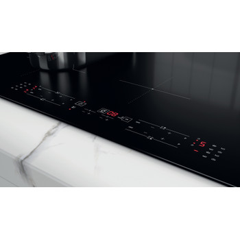 Whirlpool Kookplaat WB B4877 NE Zwart Induction vitroceramic Lifestyle control panel