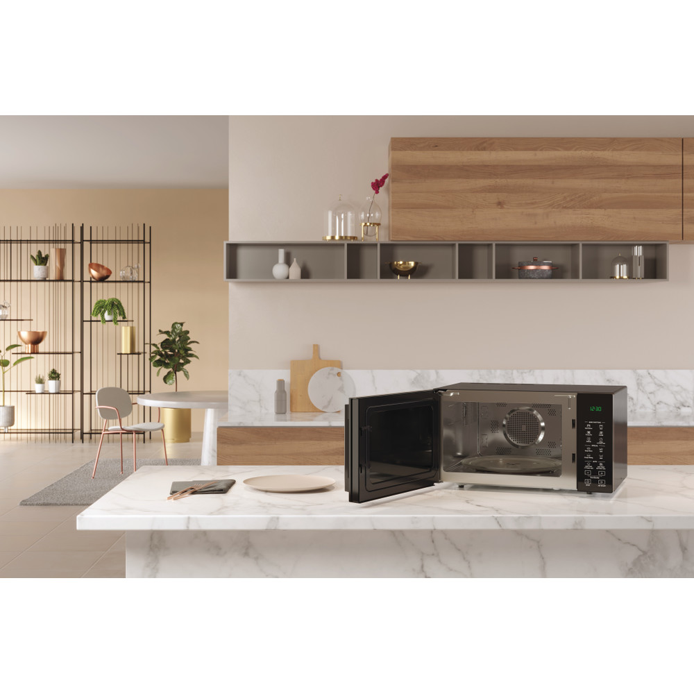Whirlpool Magnetron Vrijstaand MWP 295 B Zwart Elektronisch 29 MW-Combi 900 Lifestyle perspective open