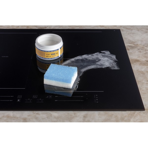 Indesit HOME CARE UNC501 Lifestyle detail