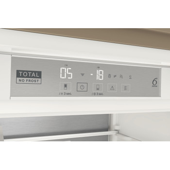 Whirlpool Hűtő/fagyasztó kombináció Beépíthető WH SP70 T232 P Fehér 2 doors Control panel