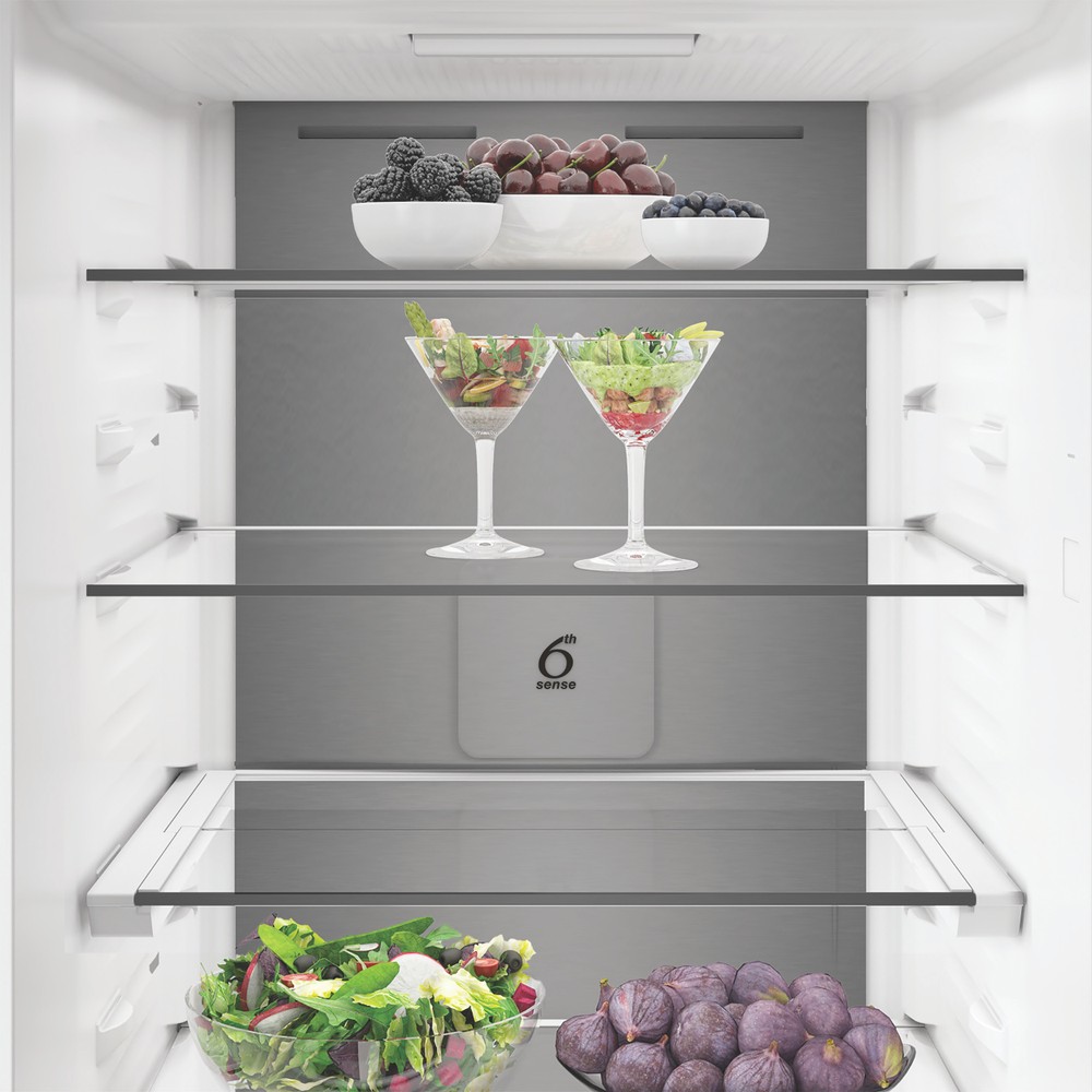 Whirlpool Холодильник з нижньою морозильною камерою. Соло WHK 26413 XR6E ARC 764 Manhattan Gray 2 двері Lifestyle control panel