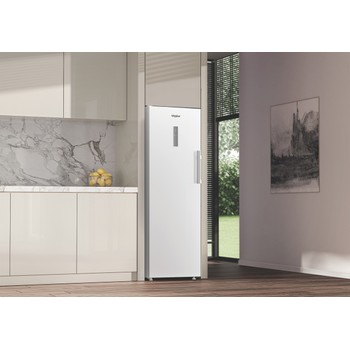 Whirlpool Vriezer Vrijstaand WHMFF 6312 W5E White - ARC P1 Lifestyle perspective