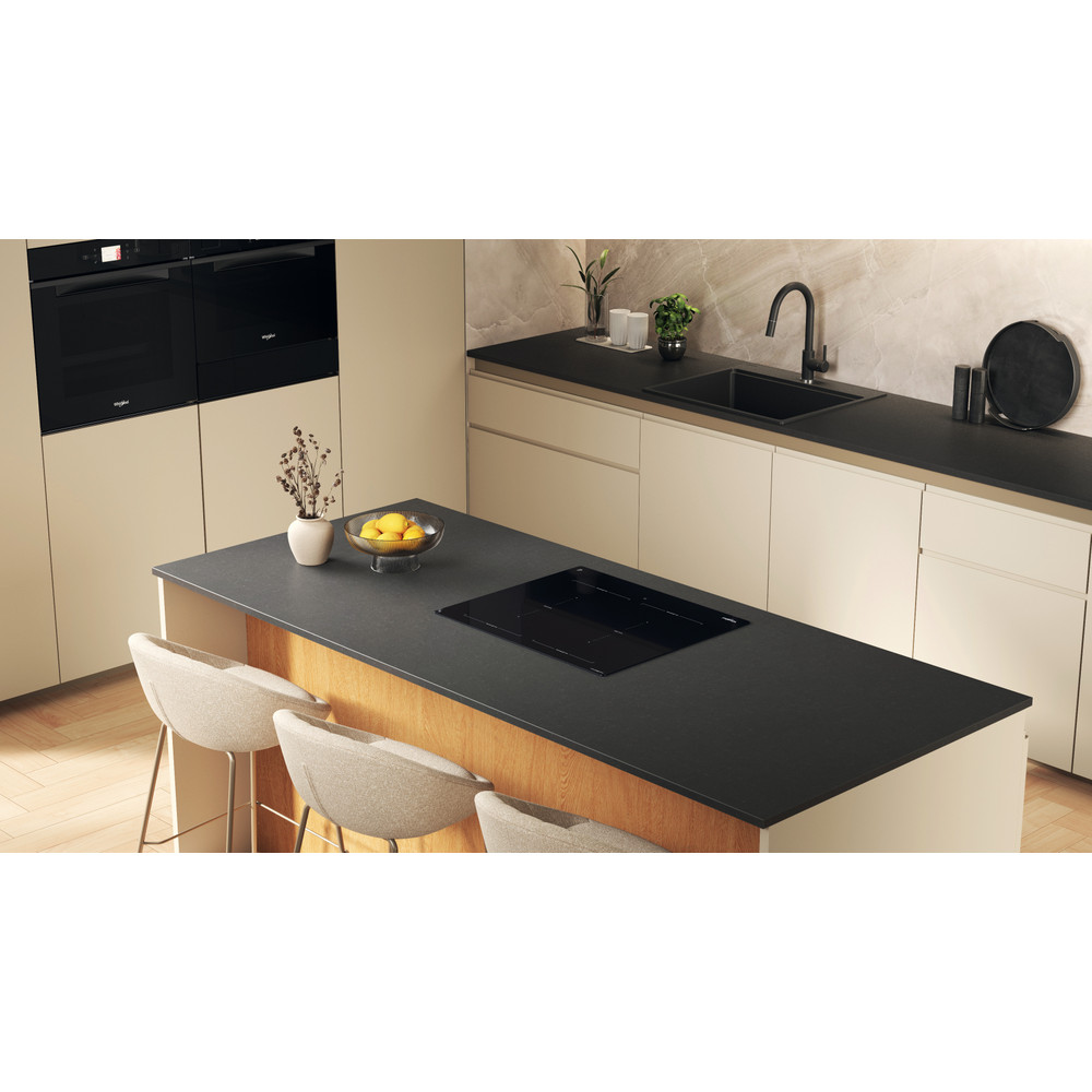 Whirlpool Варильна поверхня WTX6019DCF Чорний Induction vitroceramic Lifestyle perspective