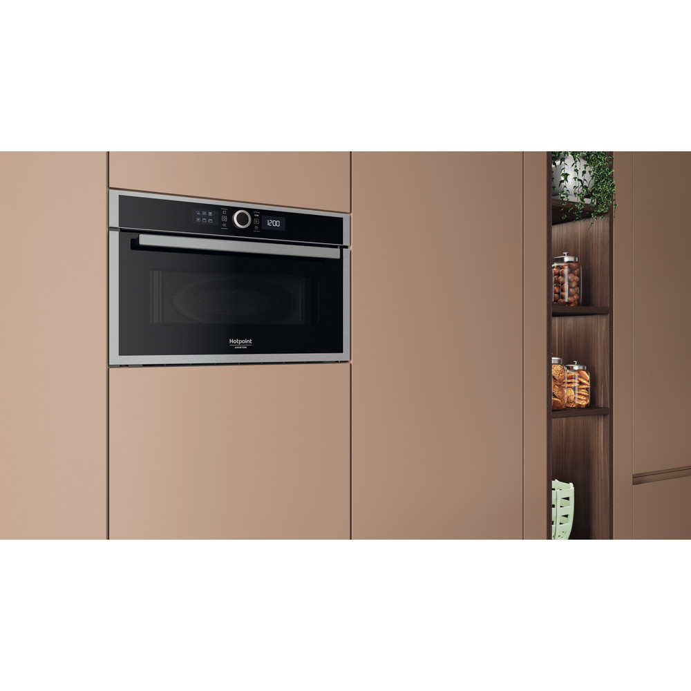 Hotpoint_Ariston Micro-ondas Encastre HAMD44MX Inox Eletrónico 31 MO + Função Grill 1000 Lifestyle perspective