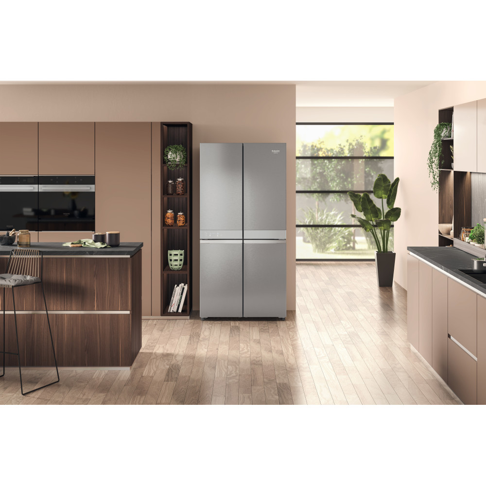 Hotpoint_Ariston Side-by-Side Livre Instalação HAQ9 E2L EF Inox Look Lifestyle frontal