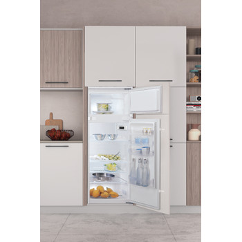 Indesit Combinado Encastre T 16 A1 D/I 2 Aço 2 doors Lifestyle frontal open