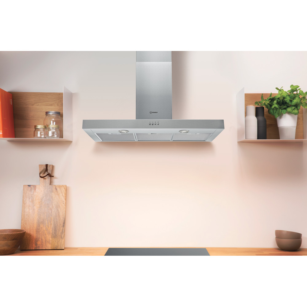 Indesit Dampkap Inbouw IHBS 9.4 LM X Inox Wandmodel Mechanisch Lifestyle frontal