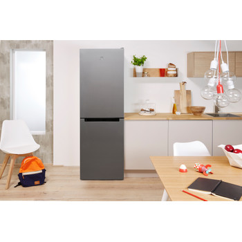 Indesit Комбиниран хладилник с камера Свободностоящи LI7 FF2 S B Сребрист 2 врати Lifestyle frontal