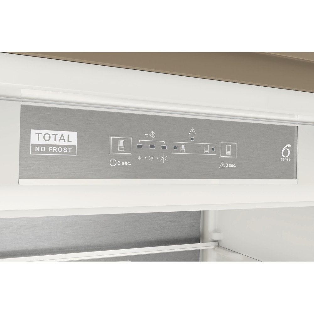 Whirlpool Racitor-congelator combinat Încorporabil WH SP70 T122 Alb 2 doors Control panel
