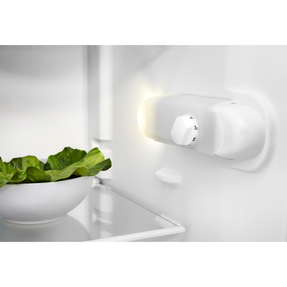 Indesit Ledusskapis Brīvi stāvošs SI6 2 S EU Sudraba Lifestyle control panel