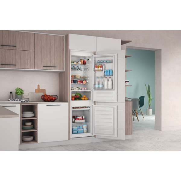 Indesit Fridge-Freezer Combination Built-in INC18D011B1 White 2 doors Lifestyle perspective open