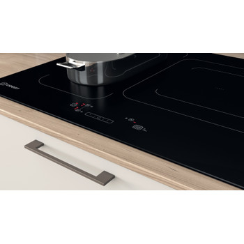Indesit Encimera IB 44Q60 NE Negro Induction vitroceramic Lifestyle control panel